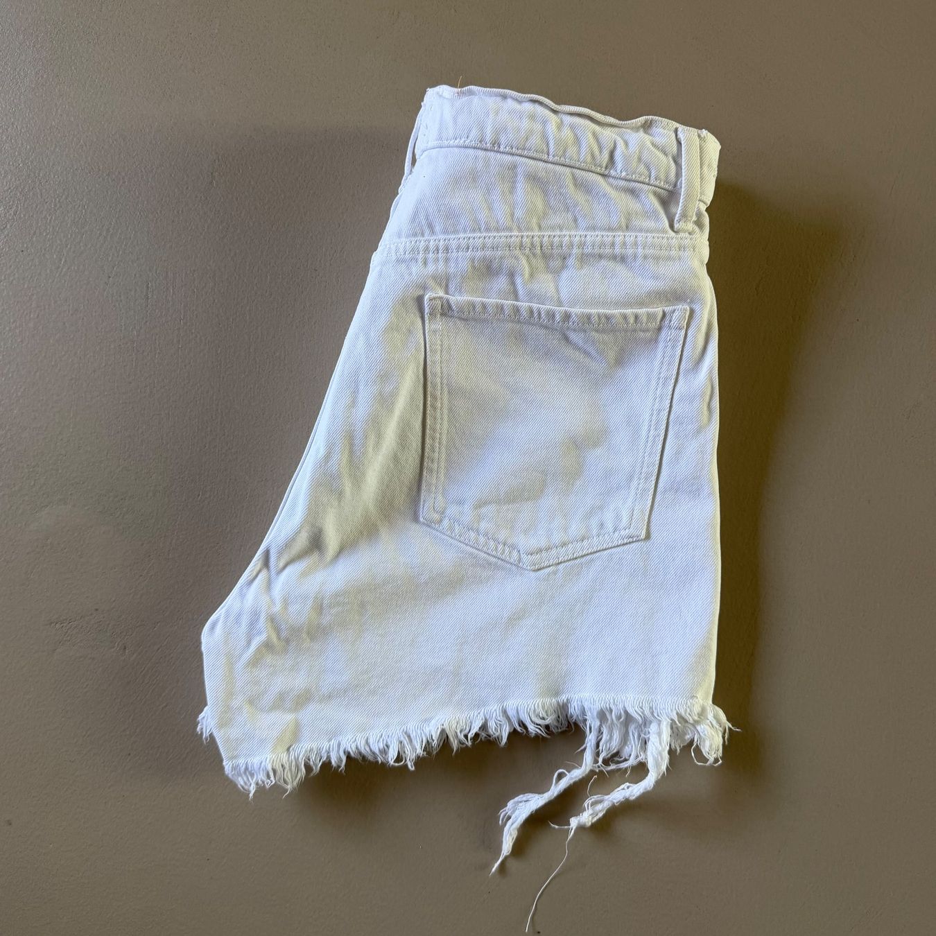 Zara Pantaloni: ZARA Denim Shorts 🤍 – Usato da Zürich venduto da ClosetQueen 2