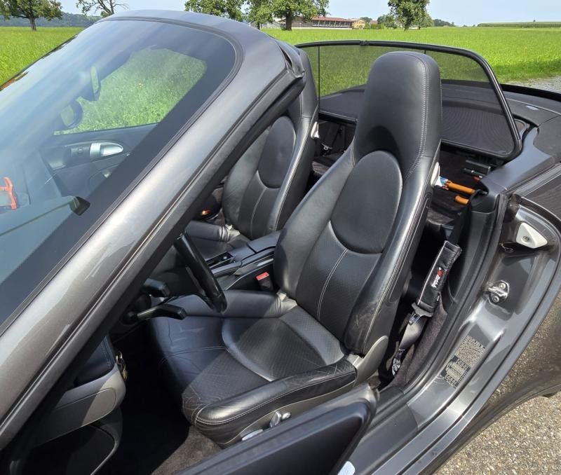 Automobili: Porsche 911 Carrera 4 – Usato da Rickenbach b. Wil venduto da klassikmarkt.ch 4