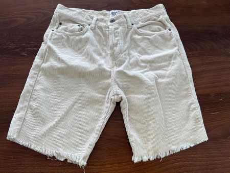 BDG Urban Outfitters- Cord Shorts beige W32