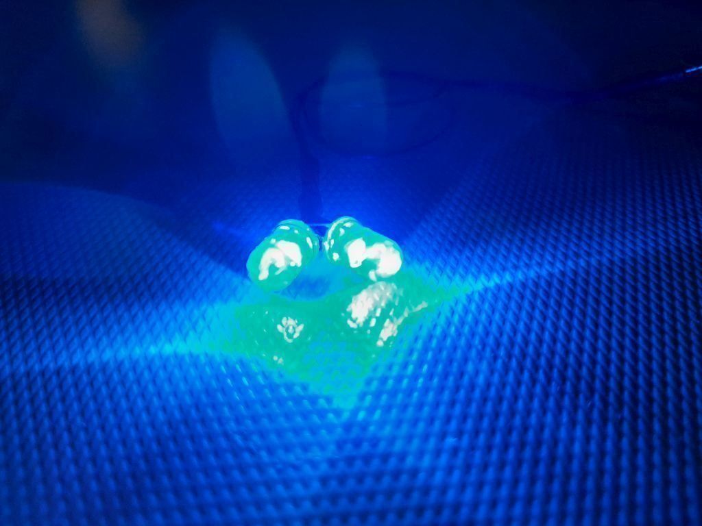 Elektronikbauteile: DUO-Flacker-LED blau Schweisslicht AC/DC – Neu (gemäss Beschreibung) aus Luzern von Salefactory