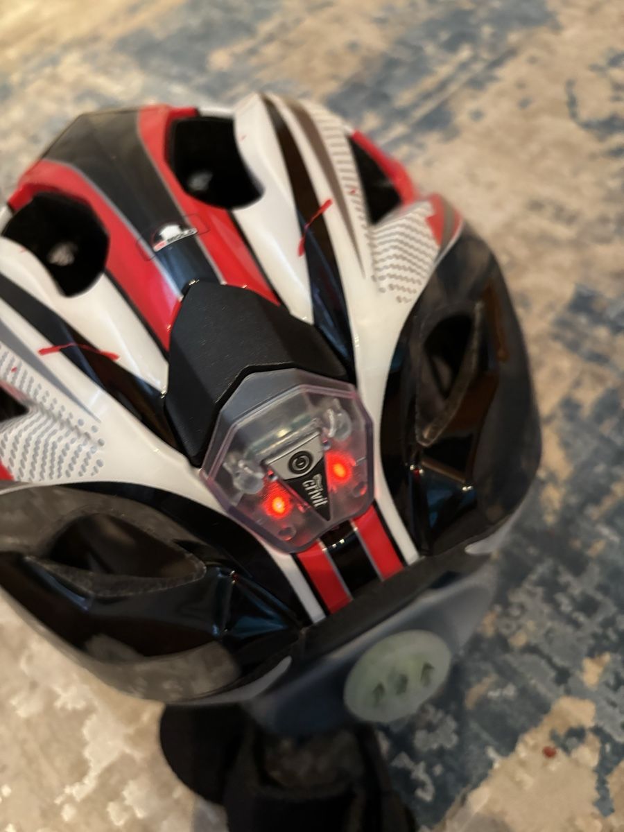Caschi: Crivit Velohelm Farbe rot, gut erhalten – Usato da Opfikon venduto da oma_bxk9 3