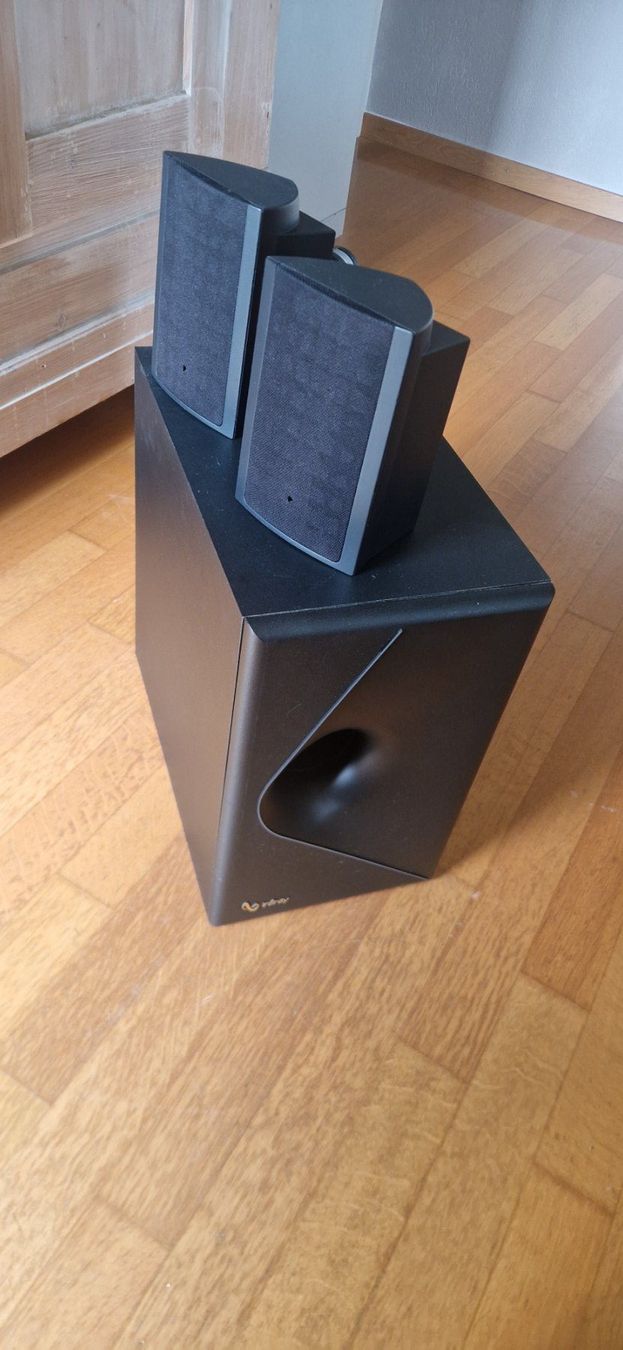 Infinity Haut-parleurs: Infinity Minuette MPS kompaktes 2.1 Soundsystem, Schwarz – D'occasion à Habsburg par easbrg 1