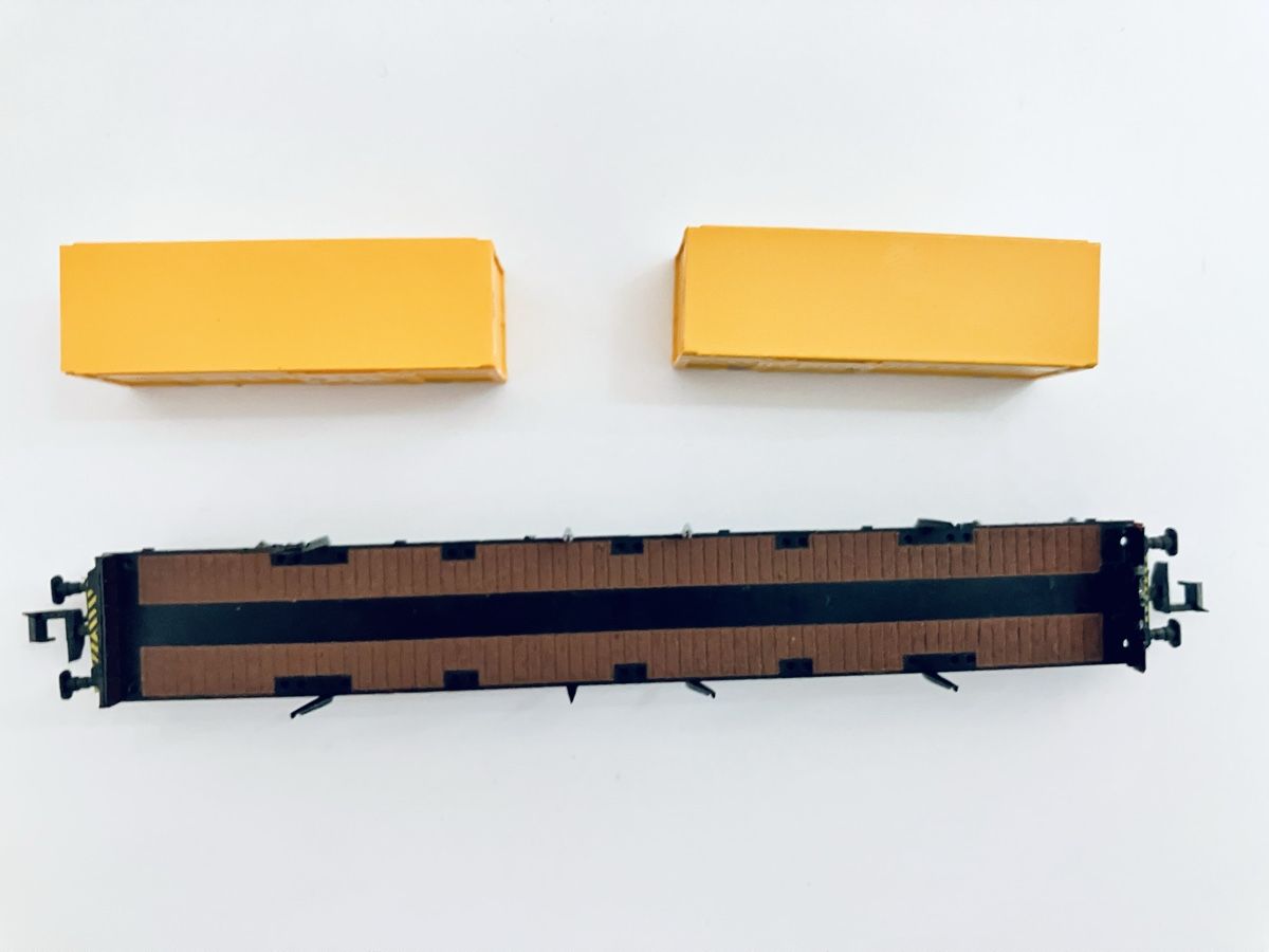 Fleischmann Modellini di ferrovie: 2xPOST Container Flachwagen TP SPUR N – Usato da Oberbuchsiten venduto da Orsetto24 2