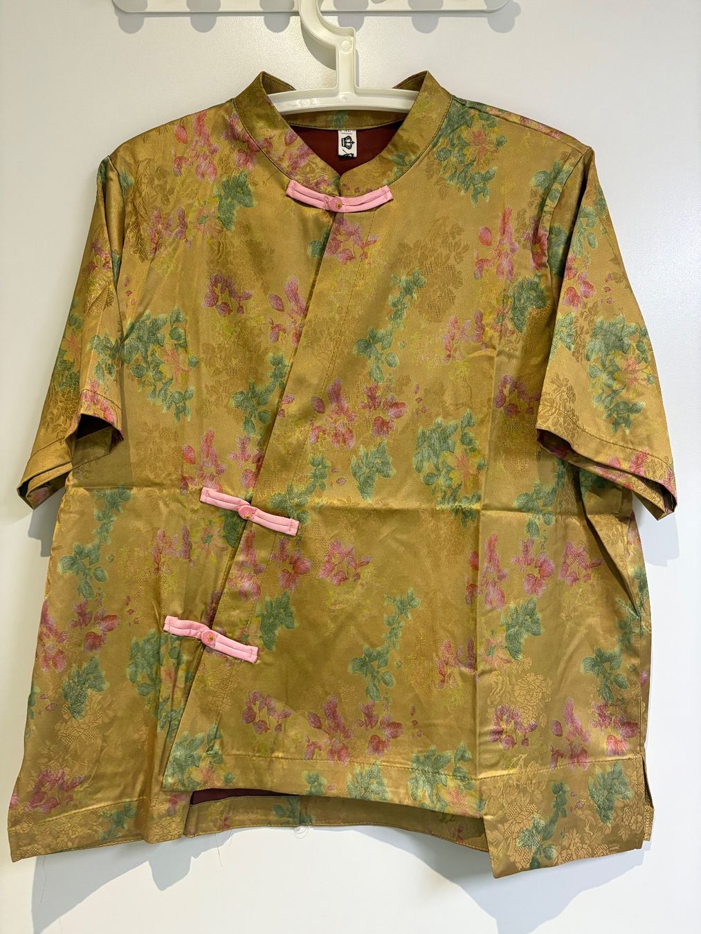 Camicette: Une belle blouse de style chinois – Nuovo (secondo la descrizione) da Monts-de-Corsier venduto da mon_rp2m