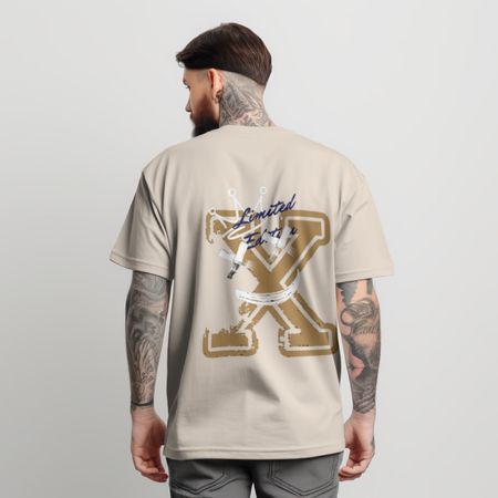 Edles T-Shirt mit speziellem Aufdruck, Grösse M - Neu