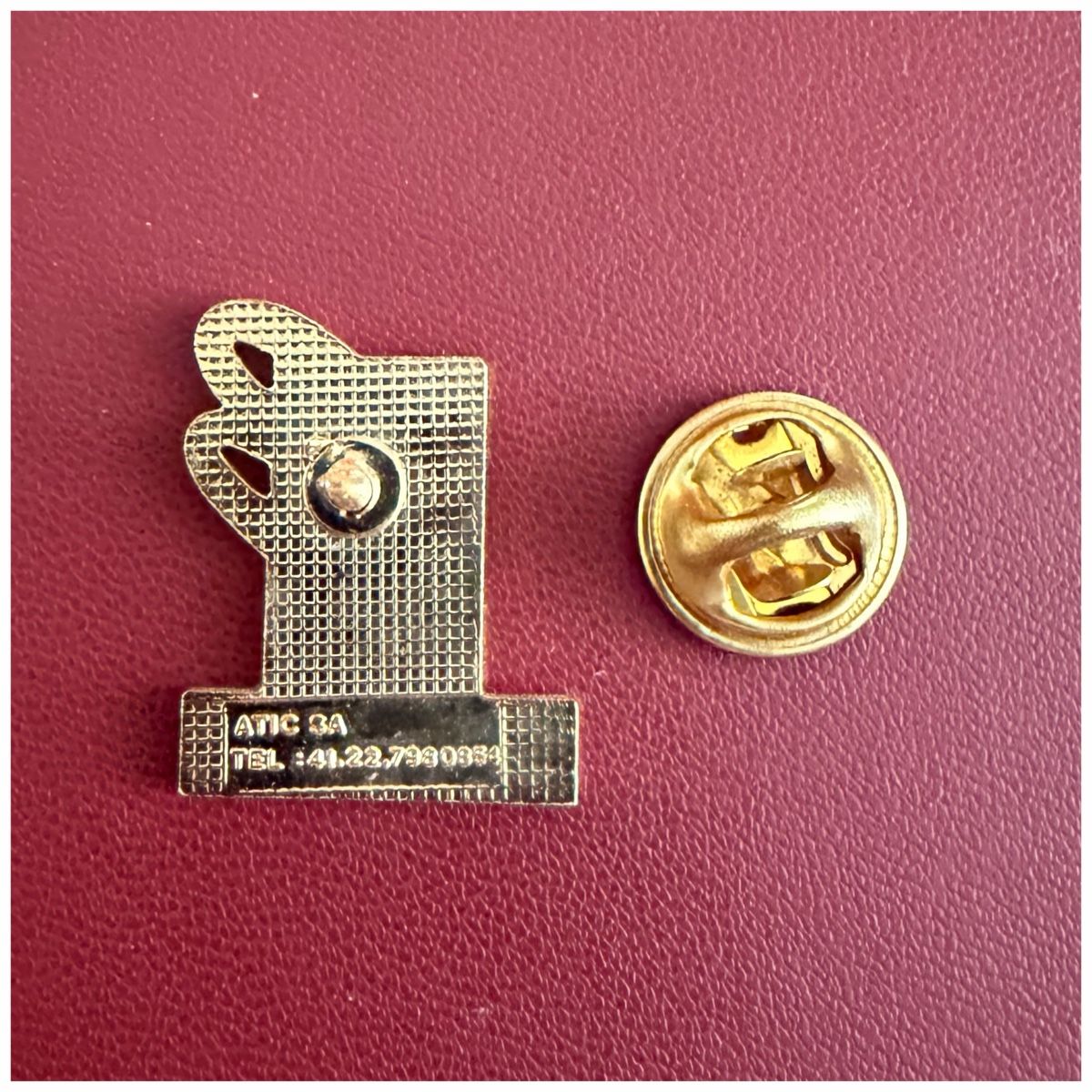 Plaketten & Abzeichen: Barclay Pin – Neu (gemäss Beschreibung) aus Schlieren von RoPue 1
