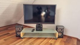 TV Rack inkl. Sony Bravia und Stereoanlage