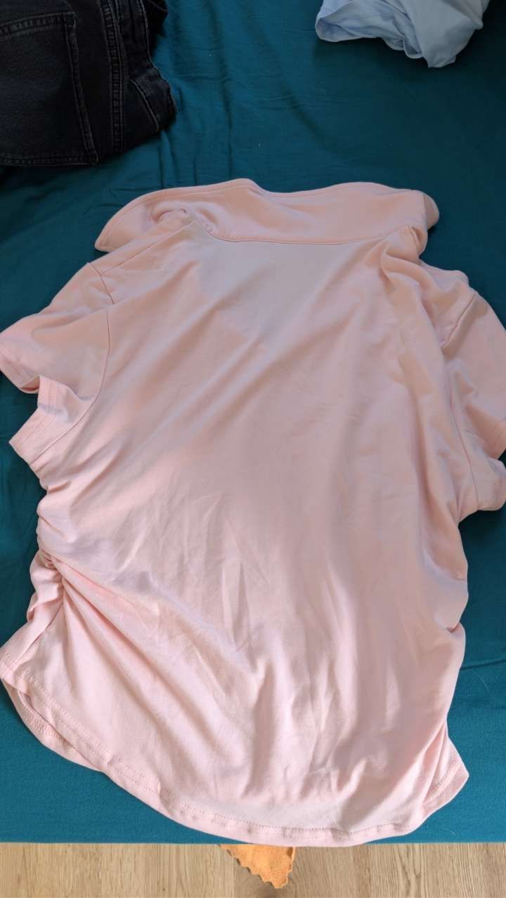 Polos: polo rose – D'occasion à Cudrefin par laf_b28y