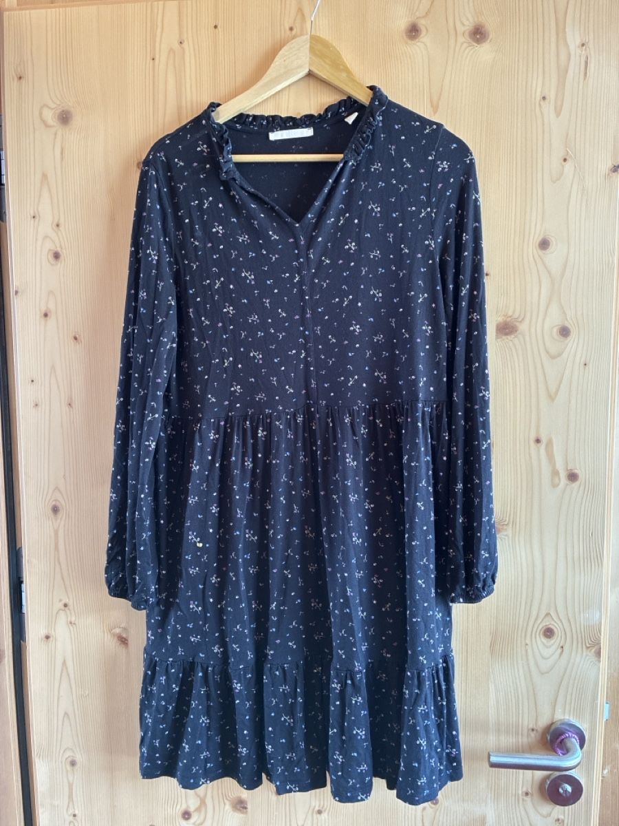 Esprit Vestiti: Esprit Kleid mit Blumenmuster – Usato da Obergesteln venduto da eitscheji