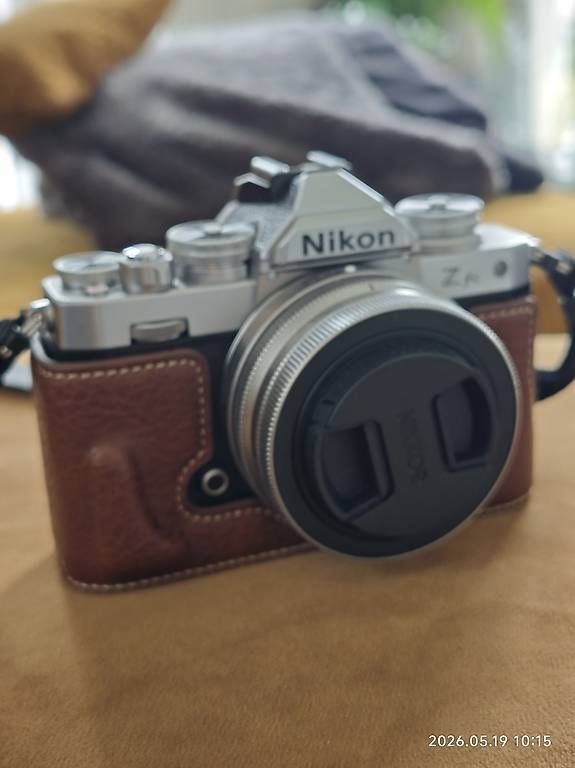 Fotocamera: Kit Nikon Zfc – Usato da Gampelen venduto da inf_89ps