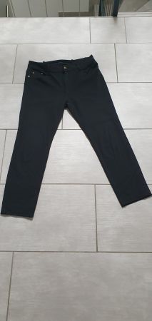 Schwarze Hose, Gr. 40/42  L 28