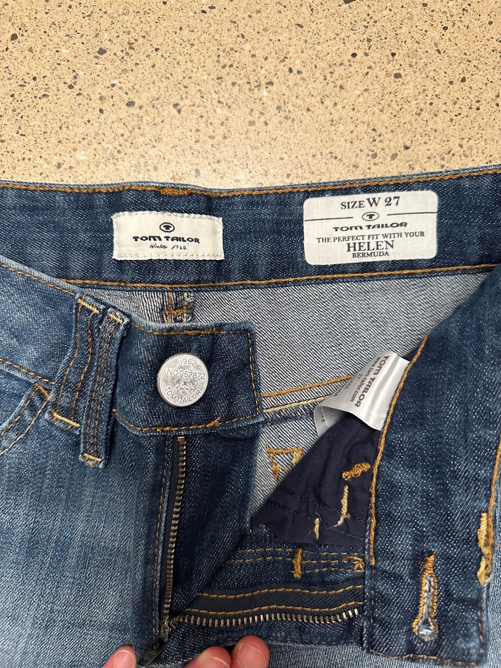 Tom Tailor Jeans: Jeans Shorts Tom Tailor Grösse 27 – Gebraucht aus Winterthur von AngiDi 1