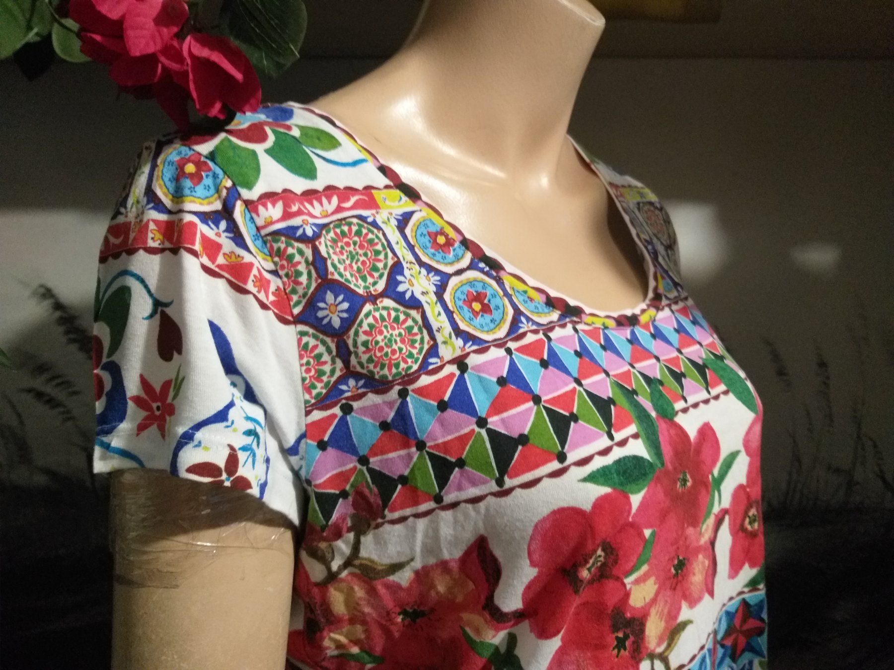 Desigual Pulls & Sweat-shirts: Pull DESIGUAL    Taille / Grosse M..... – D'occasion à Cossonay-ville par Super-Price-Quality 5