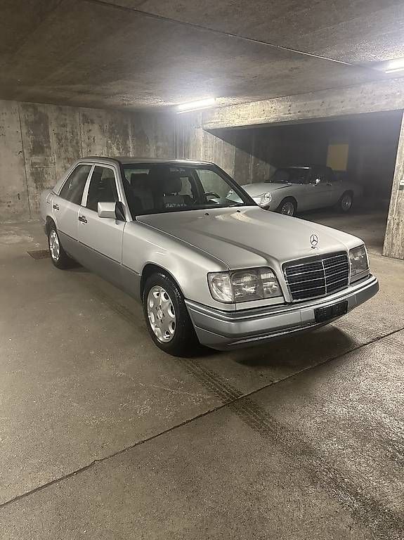 Automobili: MERCEDES-BENZ E280 W124 – Usato da Buchs AG venduto da C1han 1