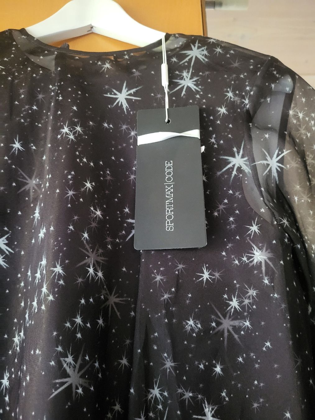 Sportmax Kleider: Robe Sportmax Code "Curvone" imprimé étoiles – NEUVE – Neu und originalverpackt aus Aproz (Nendaz) von mar_zxm9 1