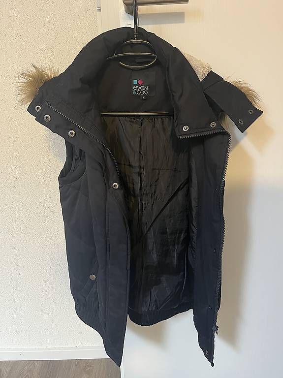 Gilet & Giacche senza maniche: Weste S/36 – Usato da Erstfeld venduto da imla_
