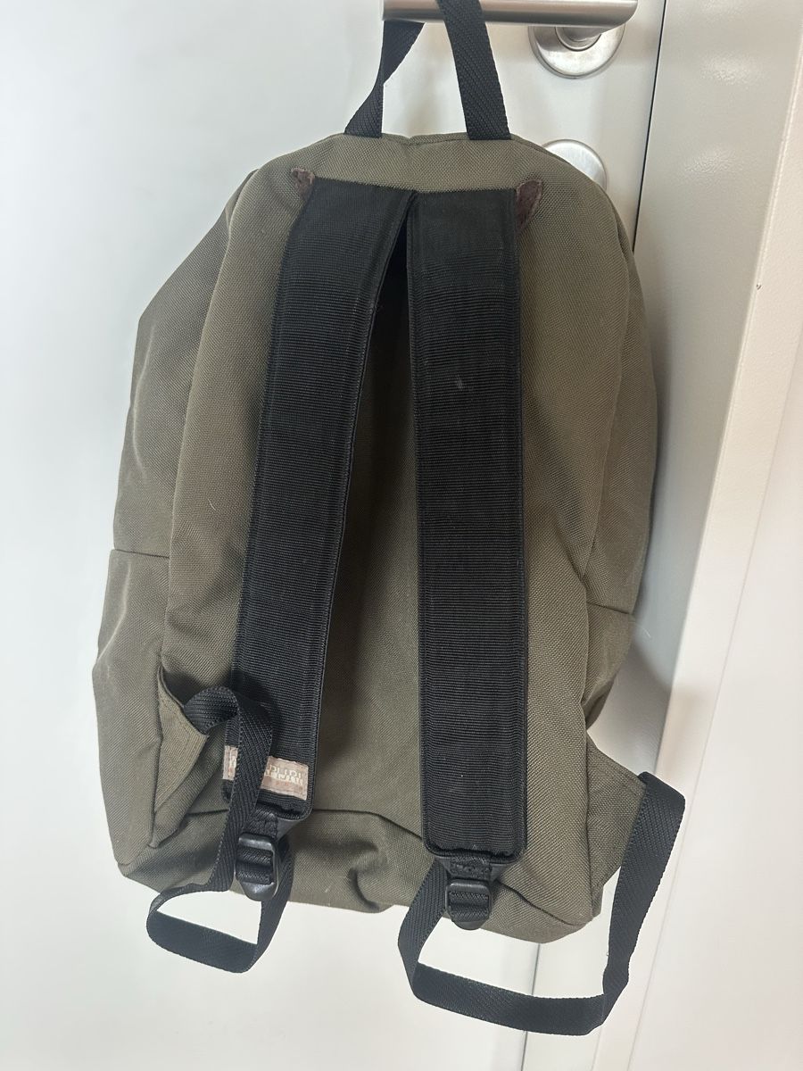 Napapijri Zaini: Napapijri Rucksack, khaki – Usato da Wädenswil venduto da Anina.kastner 2