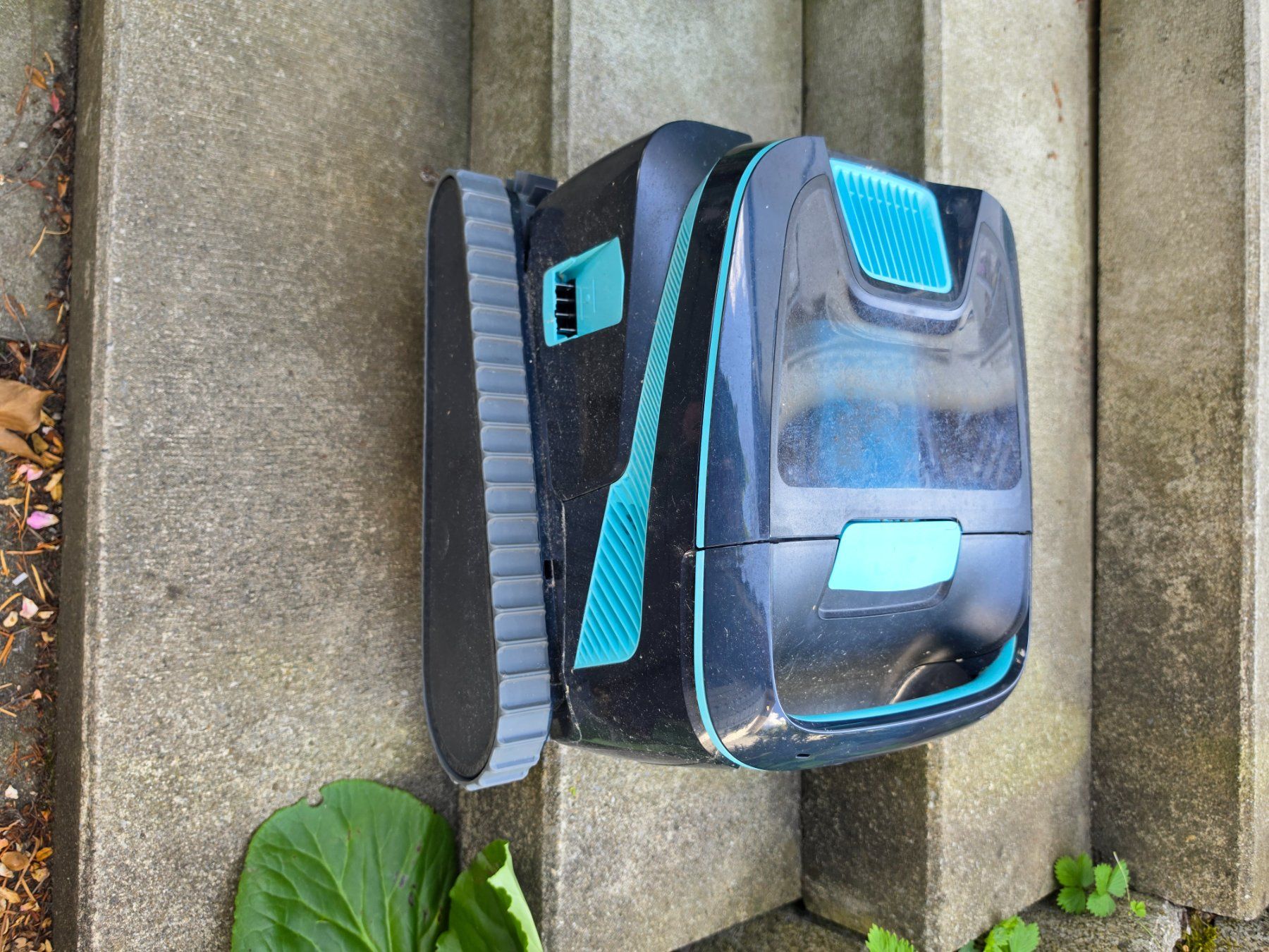 Accessoires de piscine: Poolroboter Maytonics Liberty 600 – D'occasion à Stettfurt par Seestern007 1