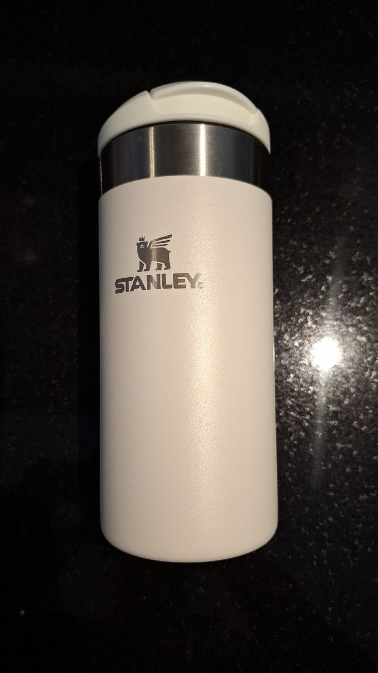 Stanley Borracce & Thermos: Stanley 1913 AeroLight Transit Mug – Usato da Schnottwil venduto da Cici89