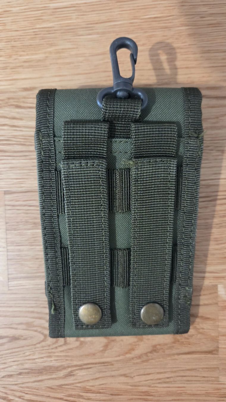 Sacs: Handytasche mit Molle-Schlaufen – D'occasion à Luzern par Avicenna873 1