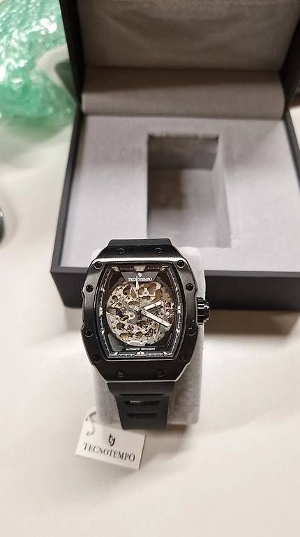 All Blacks Orologi: Uhr; Tecnotempo Skeleton "All Black"; Original; Notverkauf – Nuovo e nell'imballaggio originale da Klingnau venduto da mar_8kzb