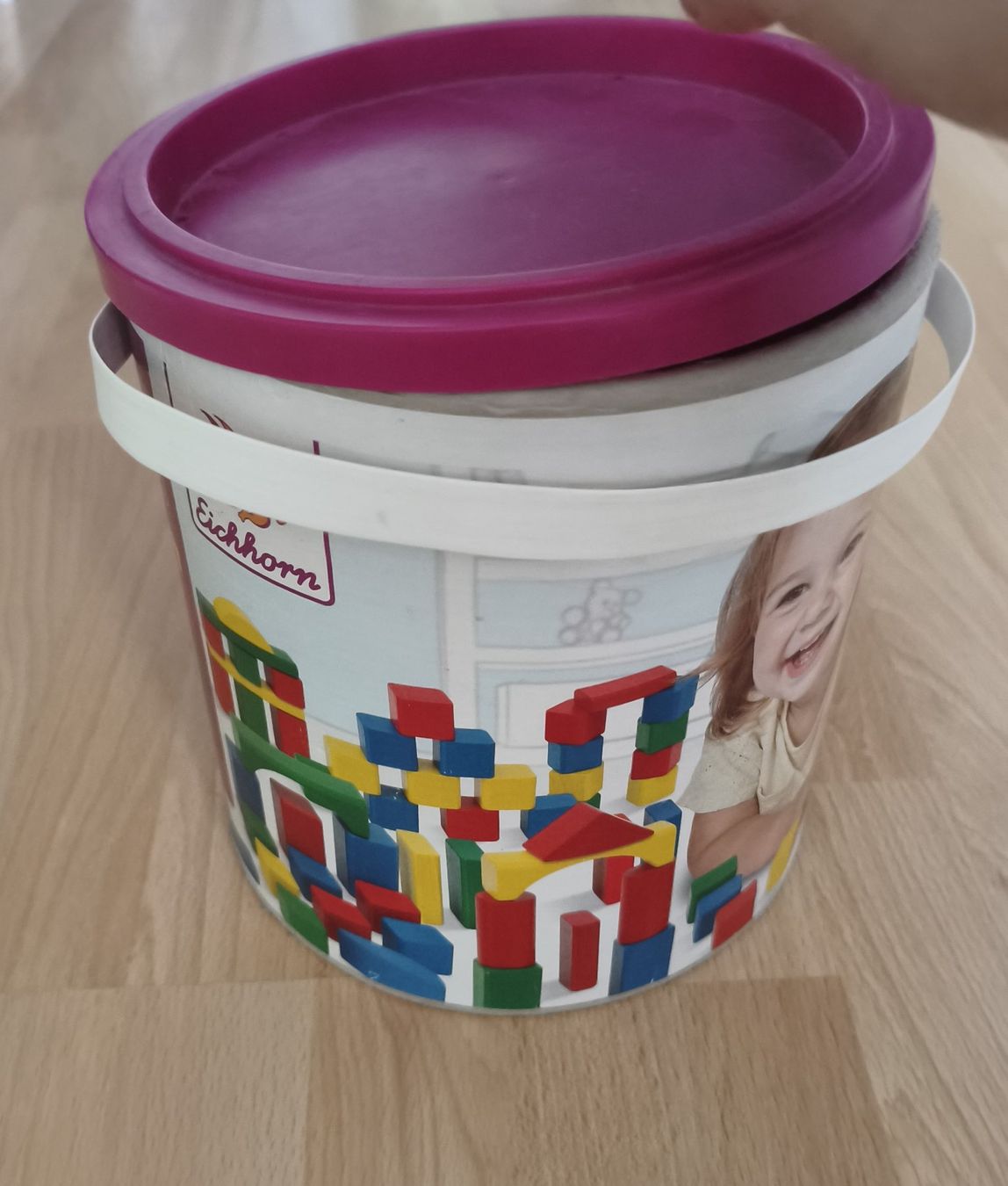 Eichhorn Giocattoli: Bausteine Eichhorn Eimer 100 Stk. – Usato da Sursee venduto da lou19