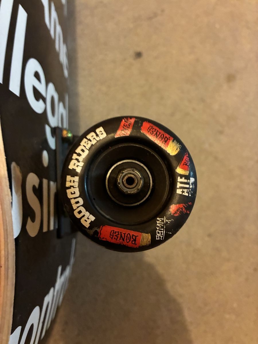 Supreme Skateboards: Supreme Skateboard – Usato da Eiken venduto da GisigerBIB 3