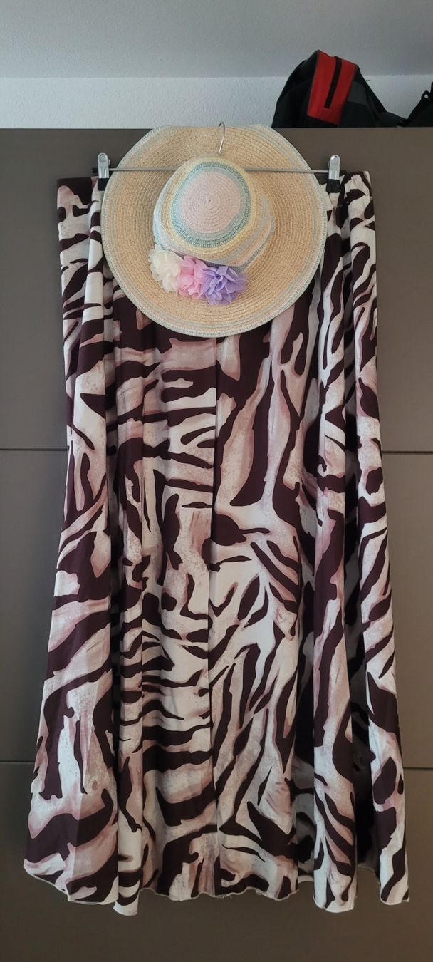 Hosen: Short d'été fleuri taille 36 / H&M – Neu (gemäss Beschreibung) aus Vevey von x_y_f 9