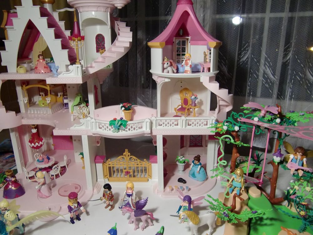 playmobil schloss mit einrichtung