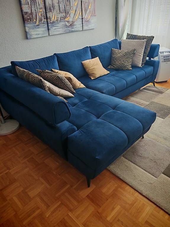 Divani: Sofa + Teppich – Usato da Nidau venduto da ern_mhz6