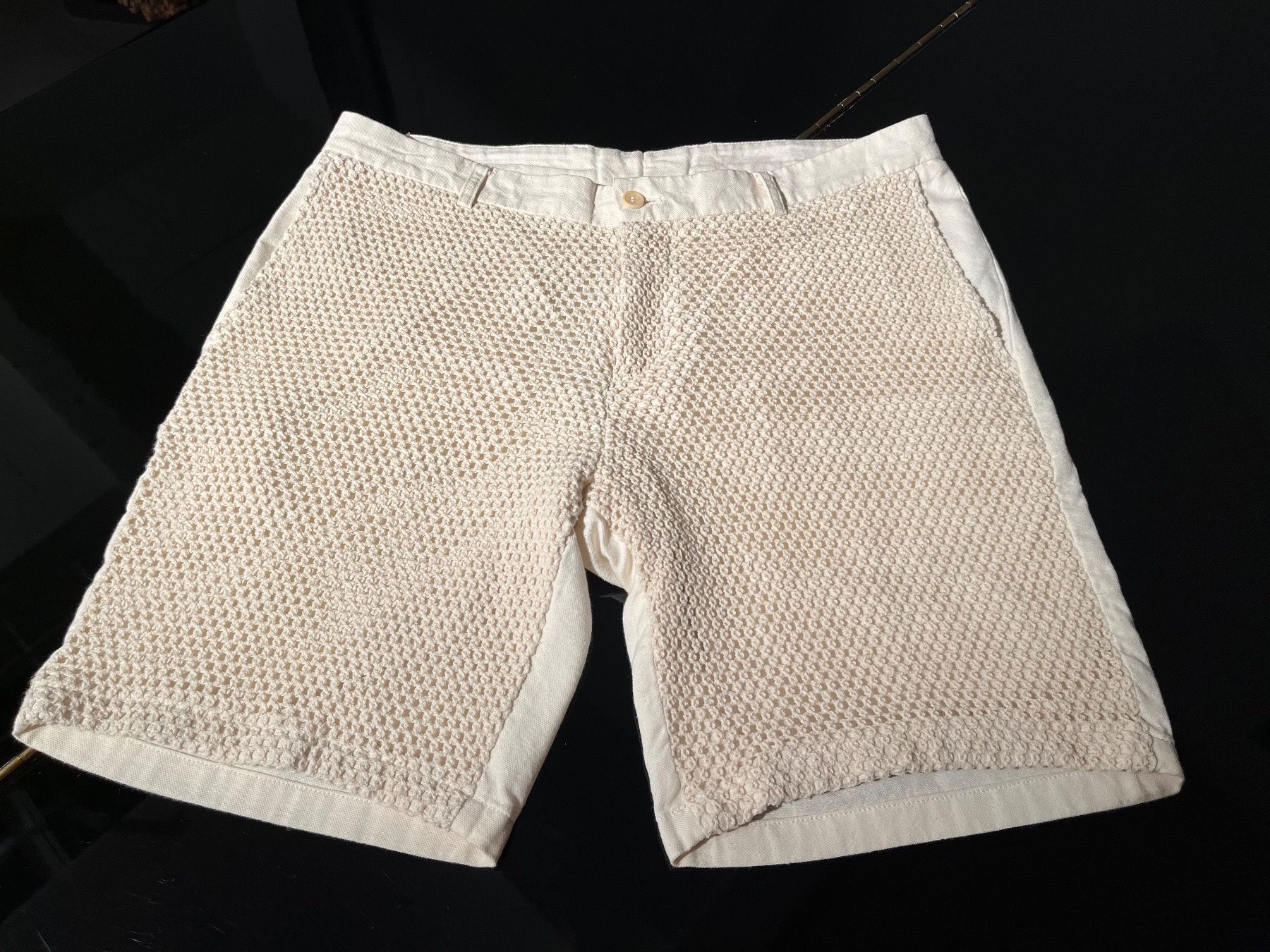 Pantaloni: Splendide bermuda ajouré design italien excellent état – Usato da Lovens venduto da mar_f6bt
