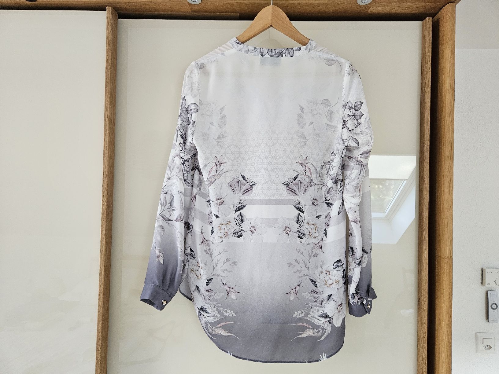 Camicette: Lange Bluse von Wallis Gr. 36 – Usato da Hofstetten SO venduto da Ameisenbaer 1