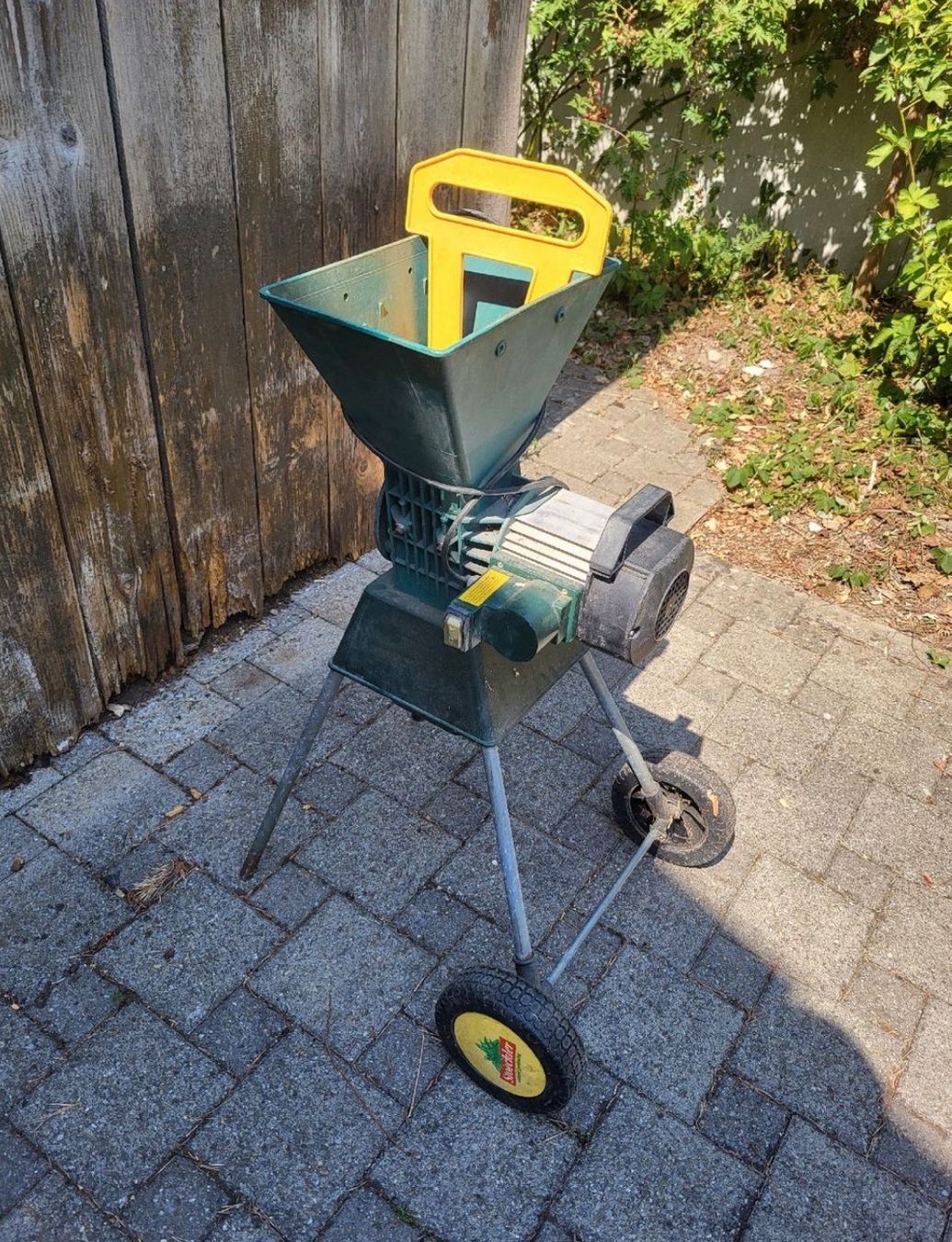 Déchiqueteuse: Gartenhäcksler – D'occasion à Eiken par hipopo 1
