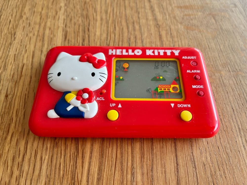 80er Sanrio HELLO KITTY School Bus Game and Watch Vintage (Gebraucht ...