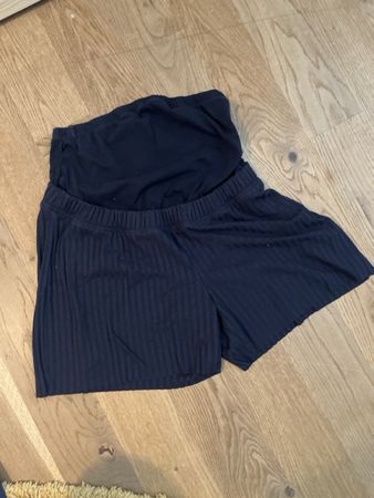 Pantaloni corti pigiama premaman 