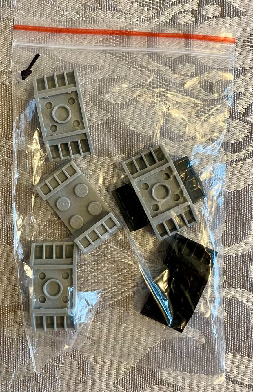 Lego Jeux de construction: Lego 6 x Plate, Modified 2 x 2 with Vents - 41862 – D'occasion à Höri par PSMarinho
