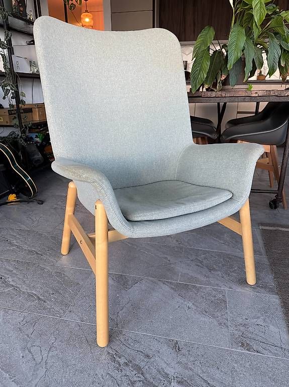 Poltrone: Fauteuil VEDBO – Nuovo e nell'imballaggio originale da Monthey venduto da Noquioz