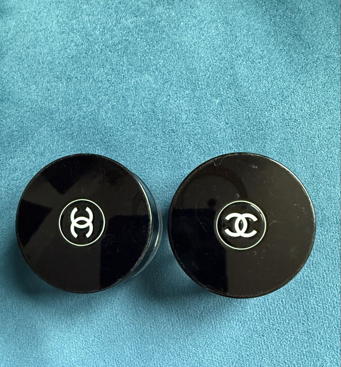 Chanel Make-up: Chanel eye shadows – Usato da Zürich venduto da Yuece