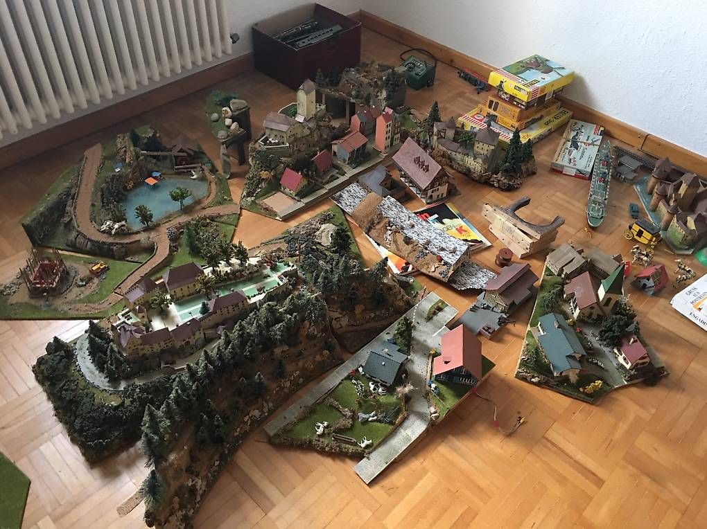 Modellini di ferrovie: Altklassisch Modell Eisenbahn – Usato da Oberglatt ZH venduto da Hitek28 3