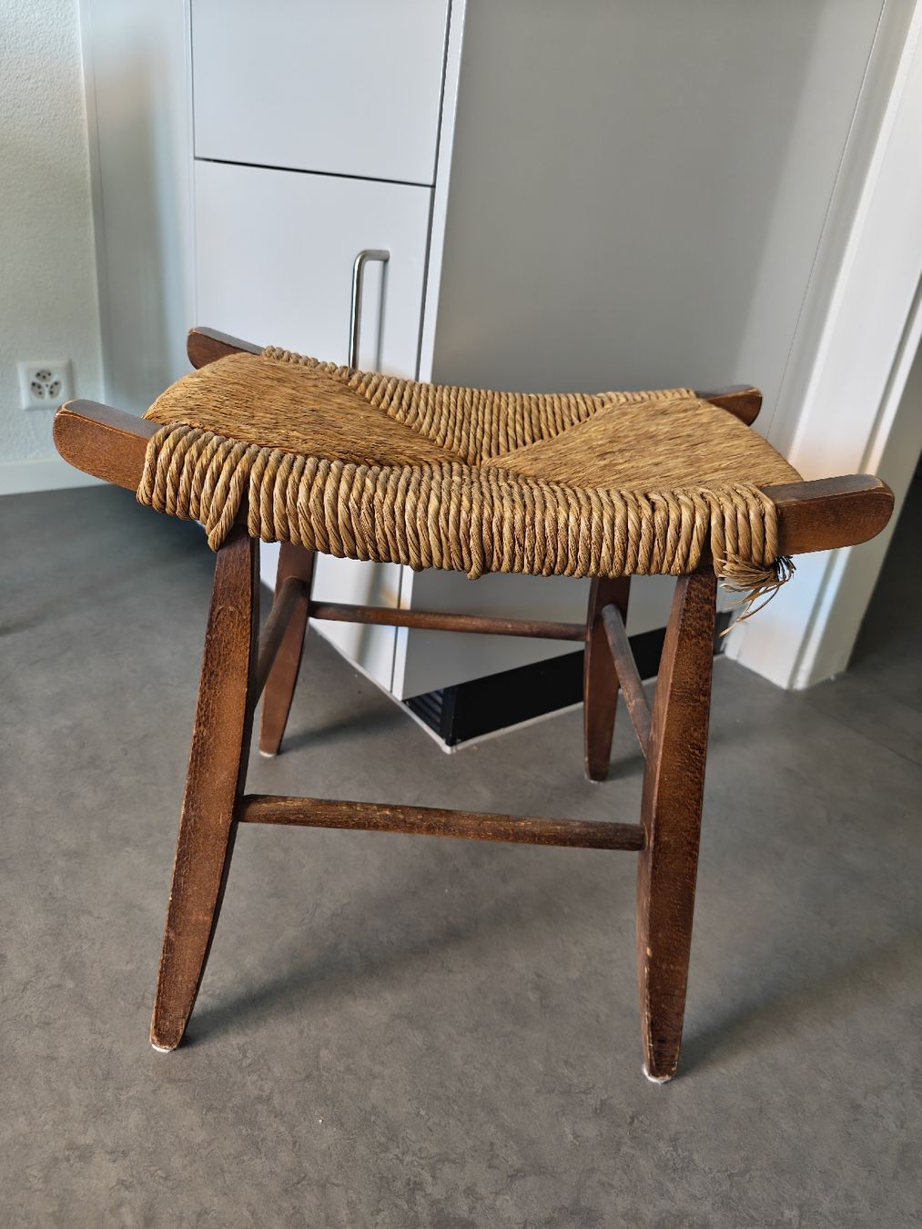 Hocker: mid century stool – Gebraucht aus Zürich von seconda_chance