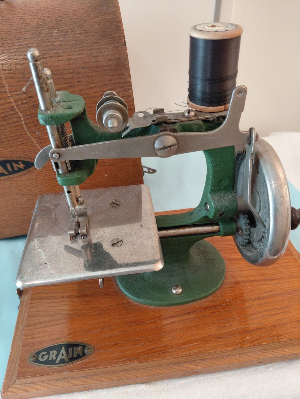 Spielzeuge: Kindernähmaschine GRAIN – Gebraucht aus Zürich von Rosys 6