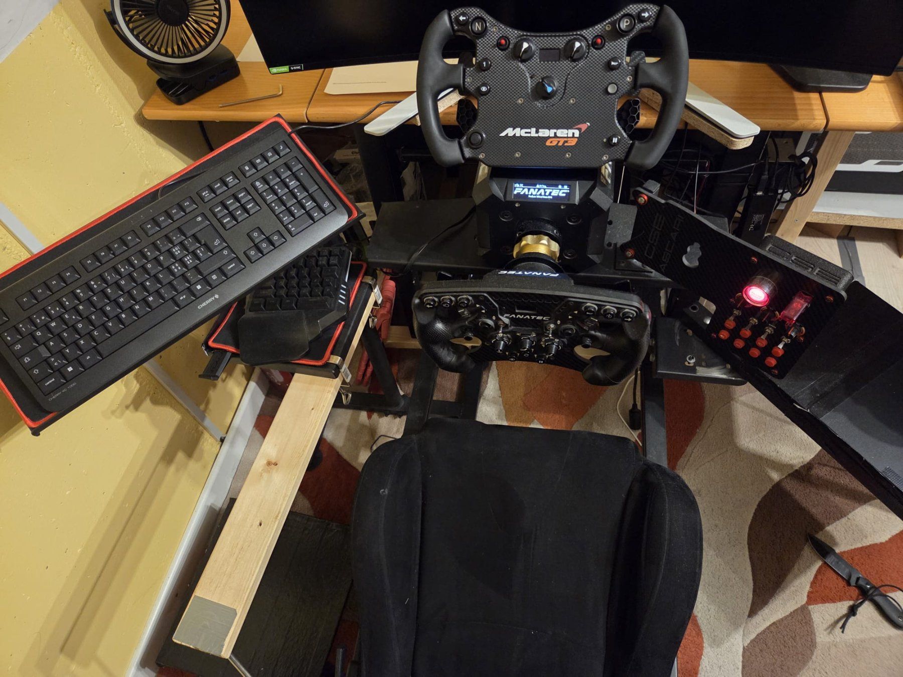 Fanatec Controller: Fanatec Sim Racing Rig - Top Zustand – Gebraucht aus Merenschwand von u_n869
