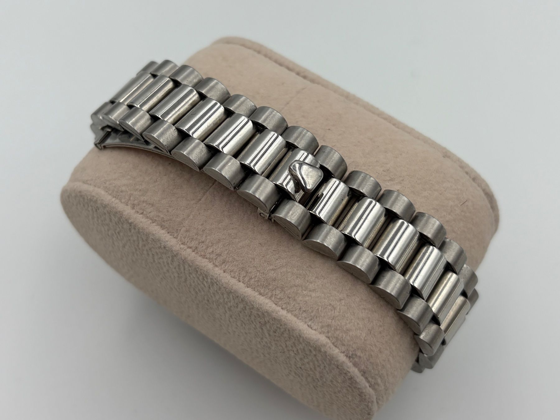 Orologi: Valgine 25 Jewels Automatic Day-Date – Usato da Unterentfelden venduto da JG2026 2