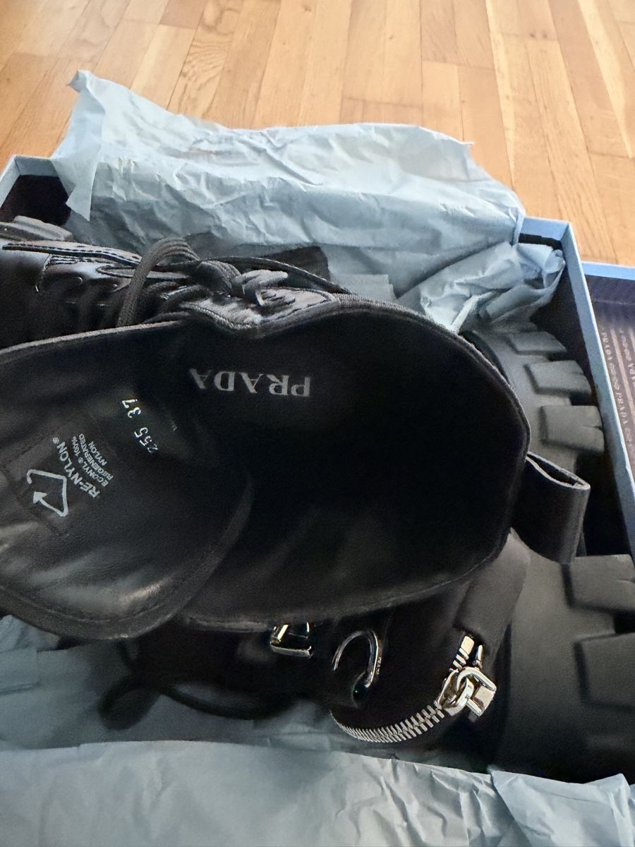 Chaussures femmes: Original Prada Boots  – Neuf (Voir description) à Rüfenacht BE par Goldenstore 2