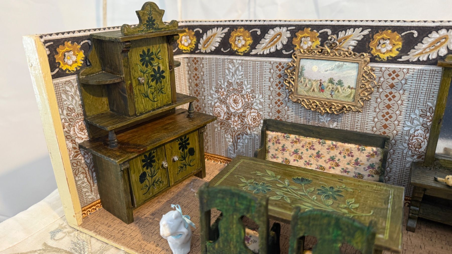 Spielzeuge: Antikes Mini Puppenstübli – Gebraucht aus St. Gallen von Goldlilly 1
