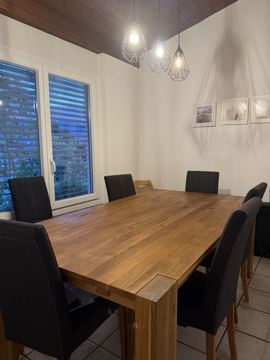 Tables: Holzesstisch – D'occasion à Port par N_.xa 1