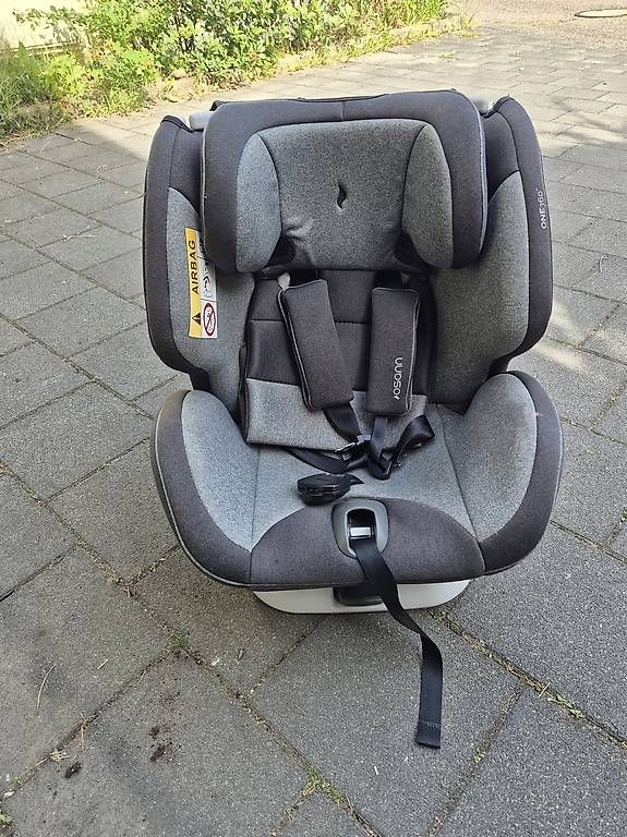 Osann Seggiolini per auto: Osann Kindersitz 360 – Usato da Laupen BE venduto da priis.01