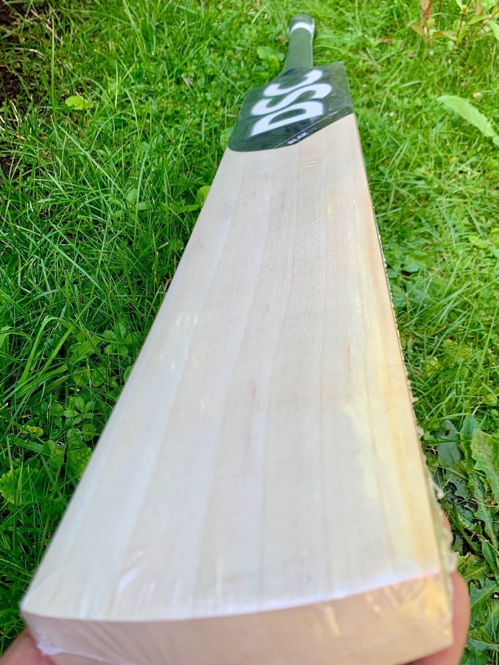 Giochi: CRICKET BAT DSC Blak10 – Nuovo e nell'imballaggio originale da Luzern venduto da ronymamuni