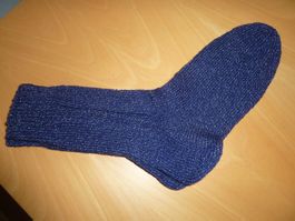 handgestrickte HERRENSOCKEN Gr. 42-43 / dunkelblau