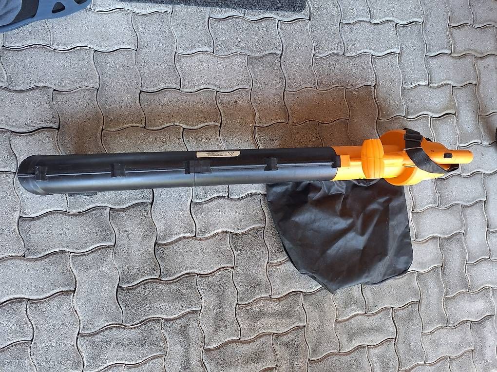 Soffiatori & Aspiratori per foglie: Läubblaser/Laubsauger 35L – Usato da Koblenz venduto da san_tz6q